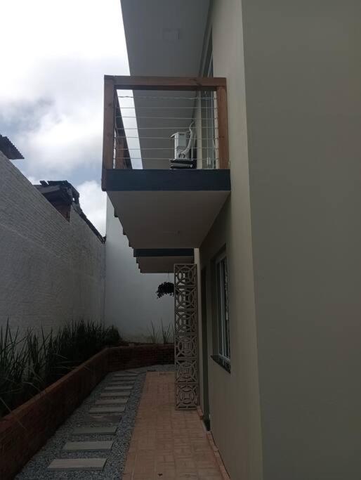 Linda Casa No Sossego Da Casa de Férias Balneário Camboriú